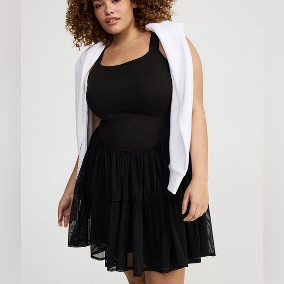 TORRID Plus Size 0X(12) Performance Core Mesh Ruffle 2fer Active Dress Black - Picture 4 of 10